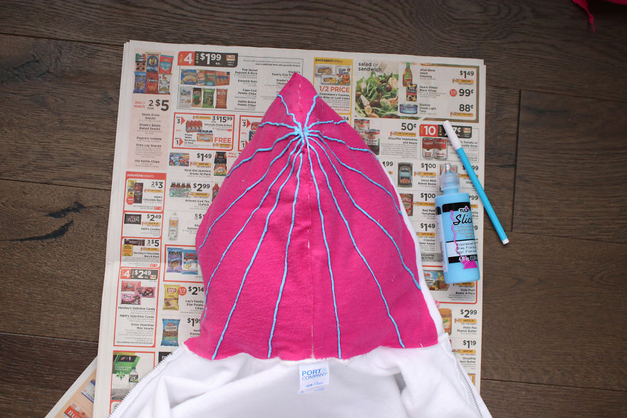 Now You Can Look Like Spider-Gwen And Not Break The Bank! Now You Can Look Like Spider-Gwen And Not Break The Bank!