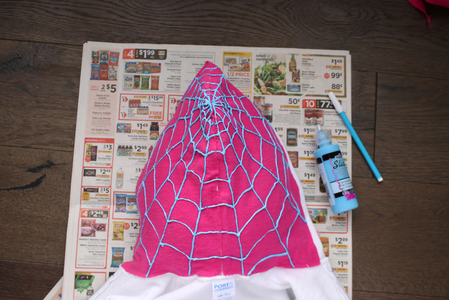 Now You Can Look Like Spider-Gwen And Not Break The Bank! Now You Can Look Like Spider-Gwen And Not Break The Bank!