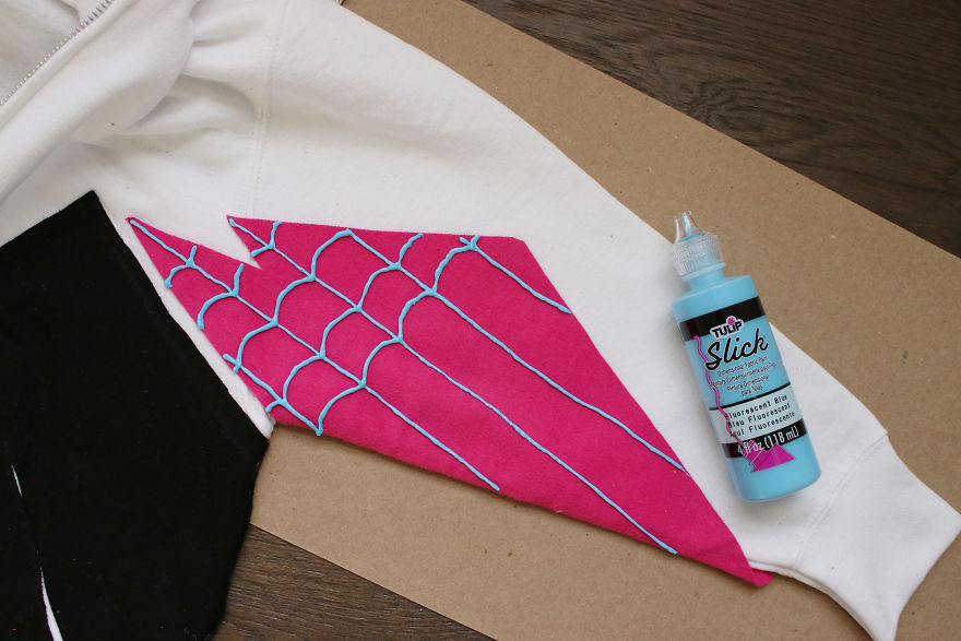 Now You Can Look Like Spider-Gwen And Not Break The Bank!