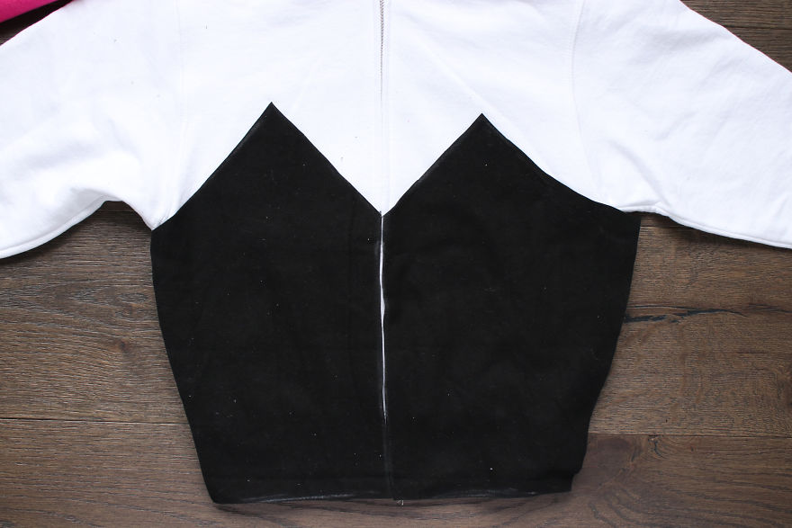 Now You Can Look Like Spider-Gwen And Not Break The Bank! Now You Can Look Like Spider-Gwen And Not Break The Bank!