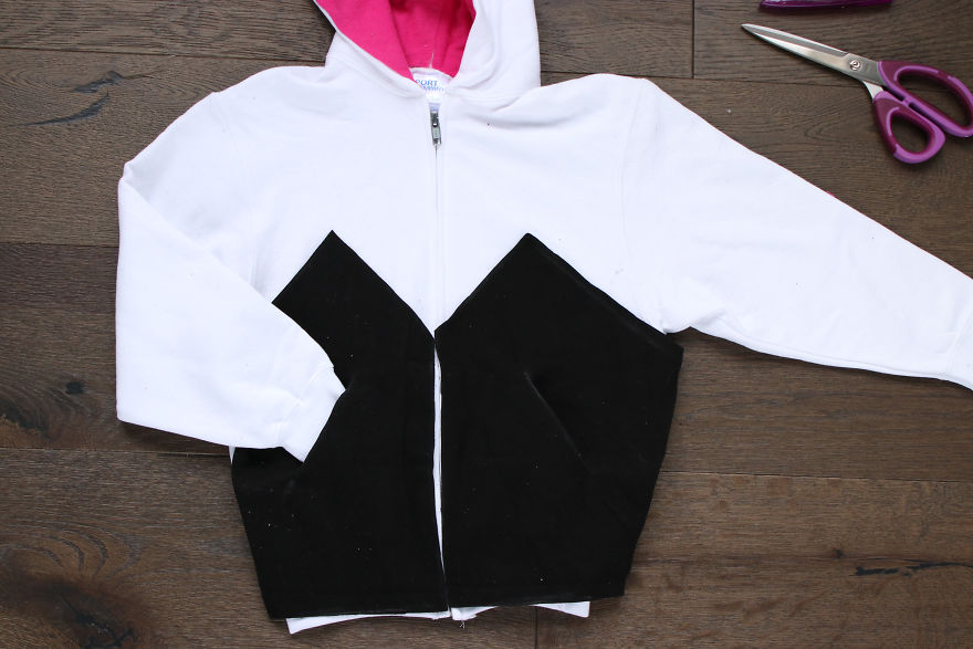 Now You Can Look Like Spider-Gwen And Not Break The Bank!
