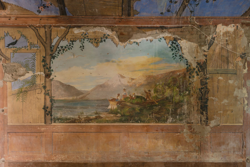 The Imaginary Museum