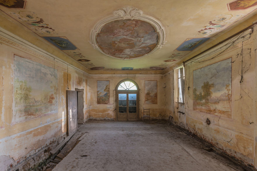 The Imaginary Museum