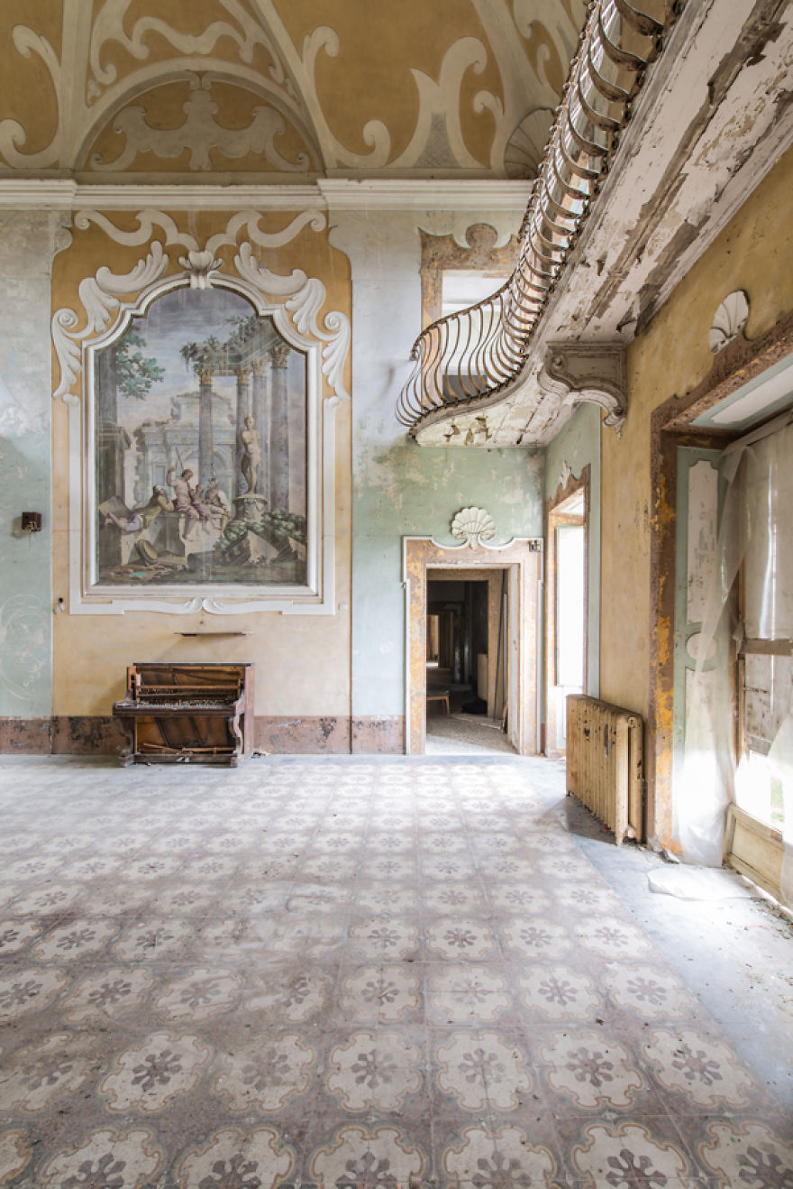 The Imaginary Museum