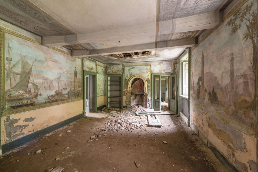 The Imaginary Museum