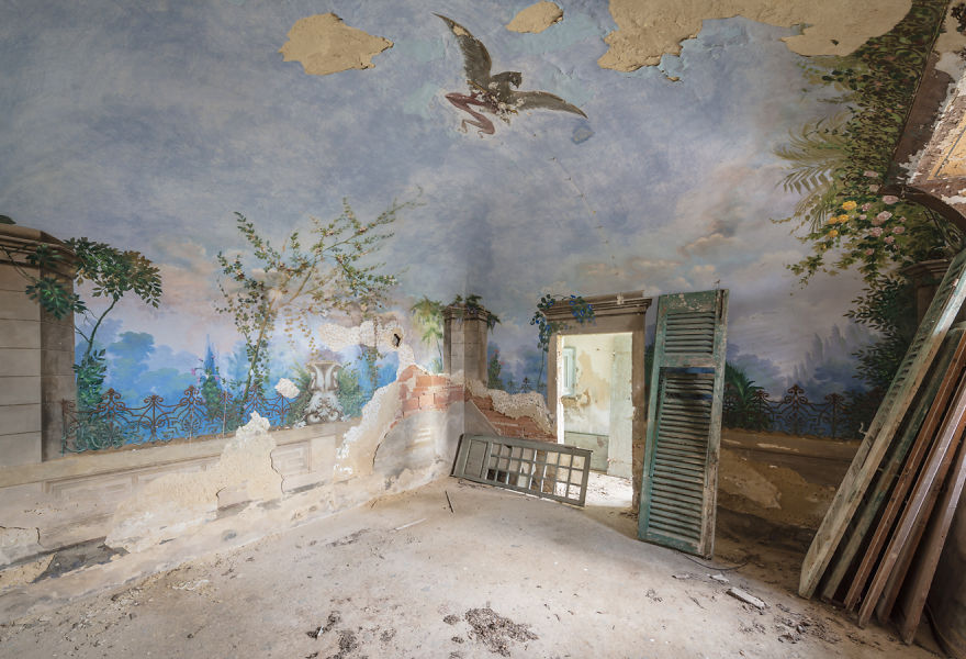 The Imaginary Museum