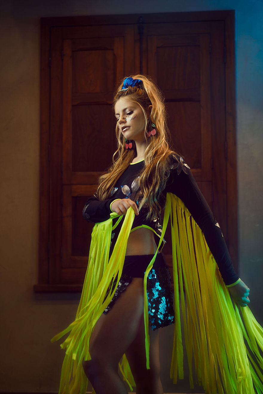 Photographer Creates Fashion Editorial Inspired By Carnival Photographer Creates Fashion Editorial Inspired By Carnival