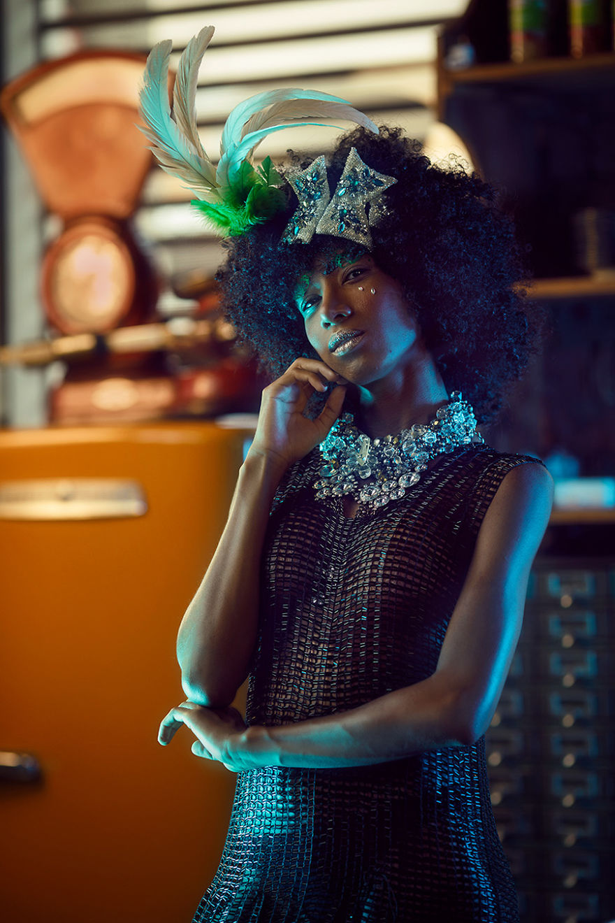Photographer Creates Fashion Editorial Inspired By Carnival Photographer Creates Fashion Editorial Inspired By Carnival