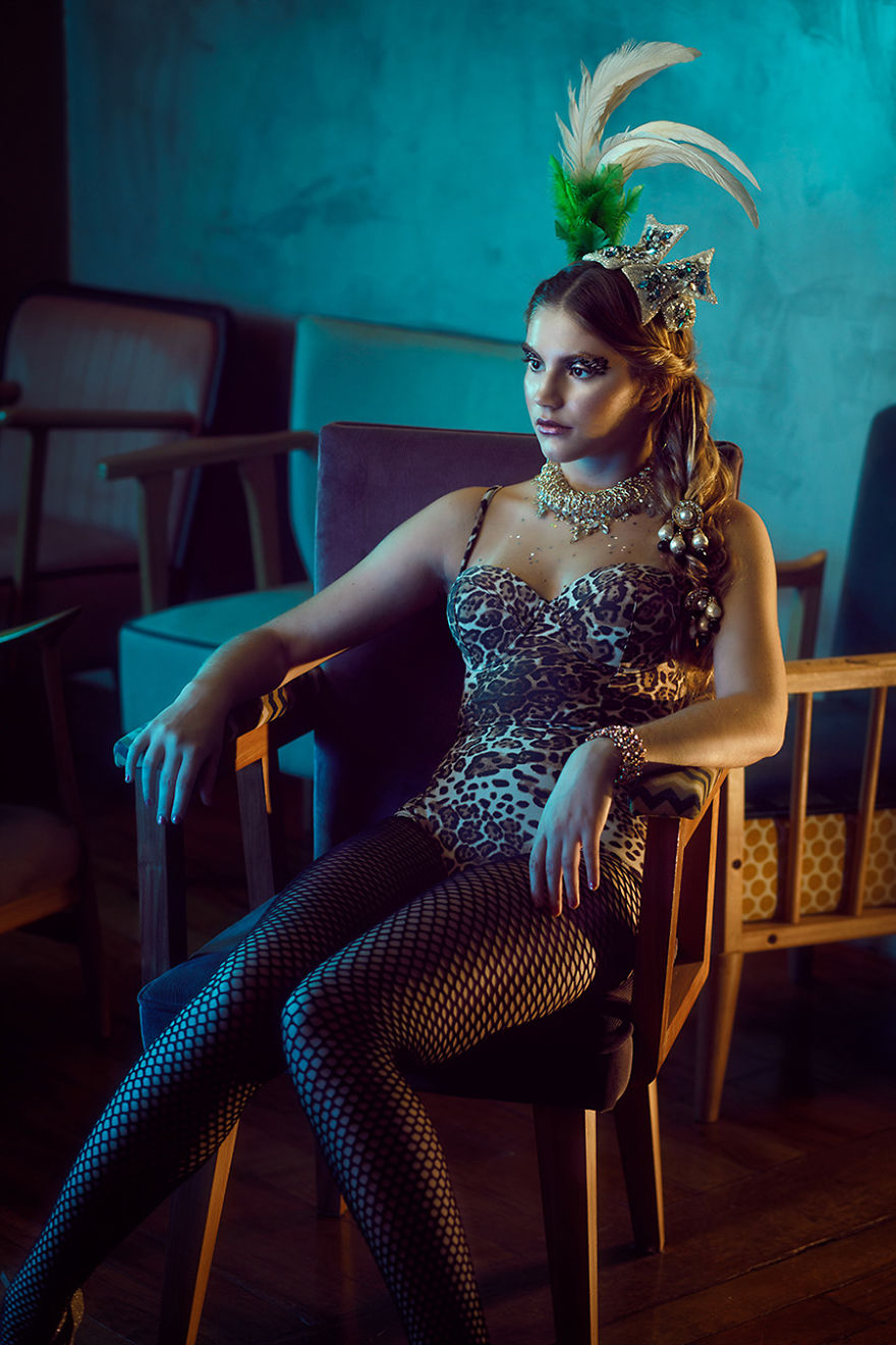 Photographer Creates Fashion Editorial Inspired By Carnival Photographer Creates Fashion Editorial Inspired By Carnival