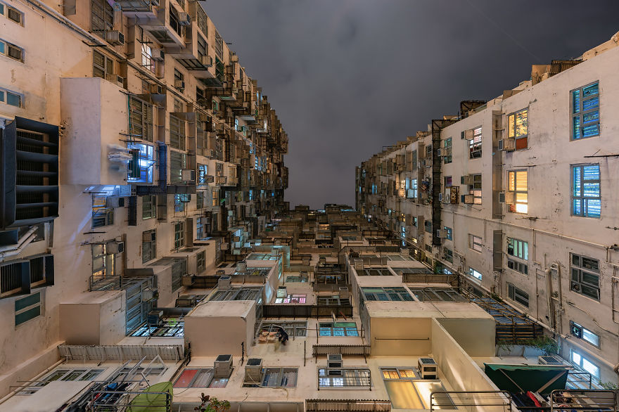 Brazilian Photographer Captures The Dense Architecture Of Hong Kong