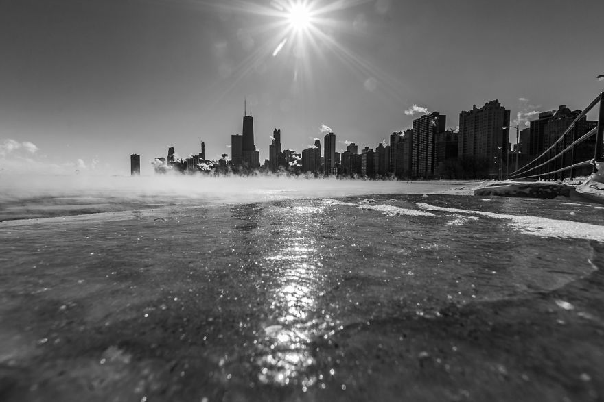 I Went Out In Chicago During The Polar Vortex (-29°c) And Took Photos Along The Lakefront