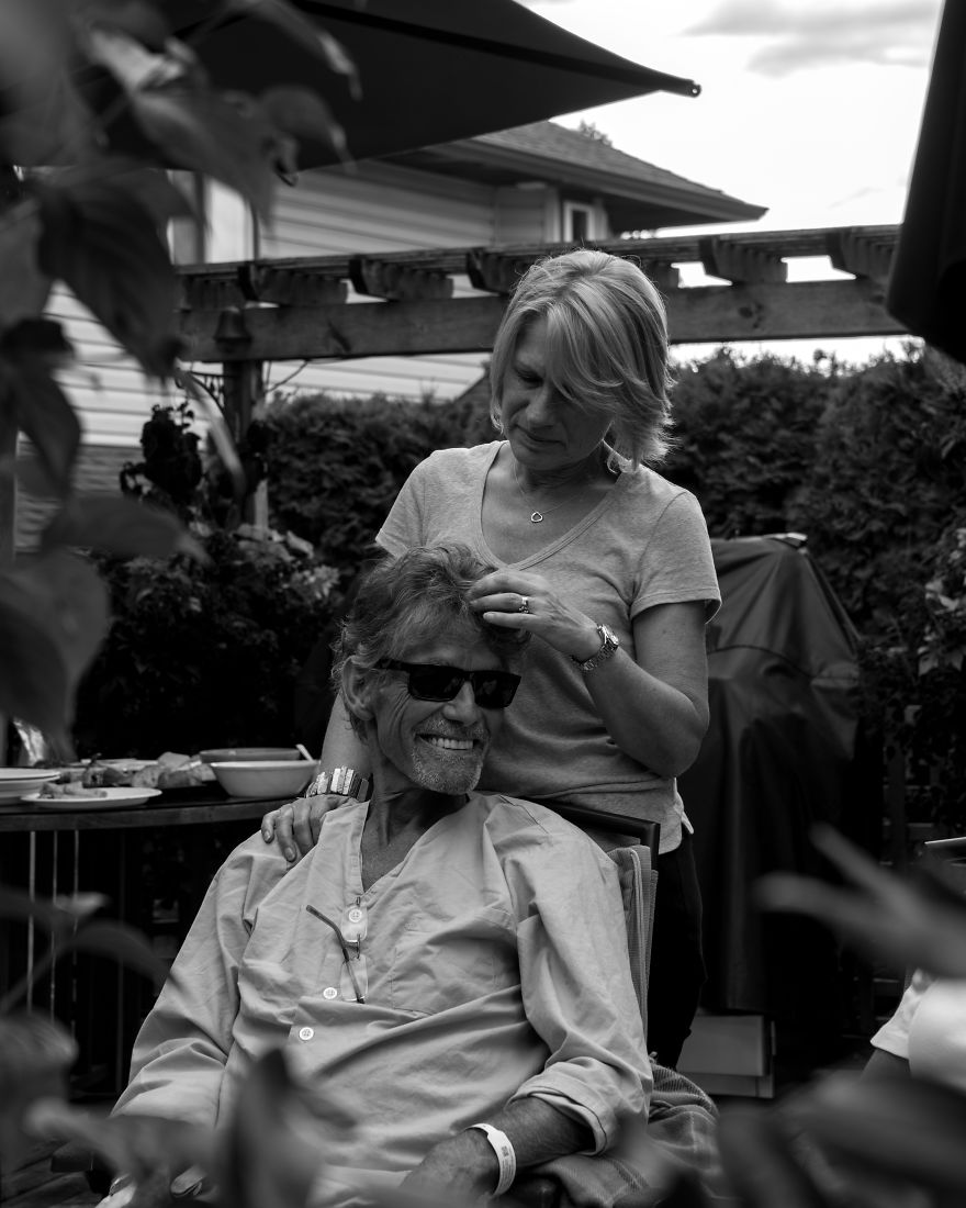 I Shared The Last 17 Days Of My Dad’s Life In Pictures To Break The Silence Around Death