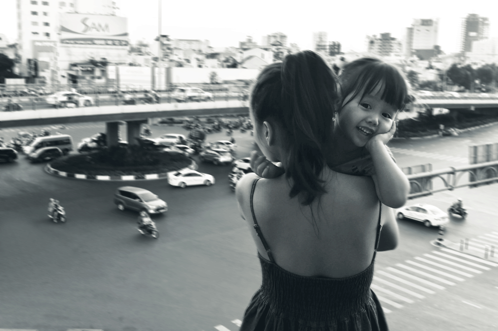 I Capture The Bond Between My Wife And 3-Year-Old Daughter In GIFs I Capture The Bond Between My Wife And 3-Year-Old Daughter In GIFs