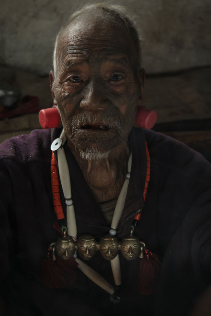 The Last Living Headhunters From Nagaland In Northeast India