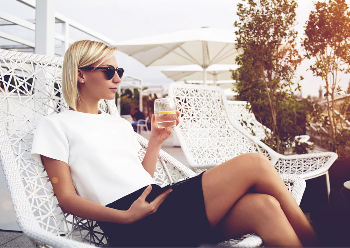 Rich Girl Confesses She Resents Her Boyfriend Because He Can't Spoil Her, Gets Shut Down With Responses