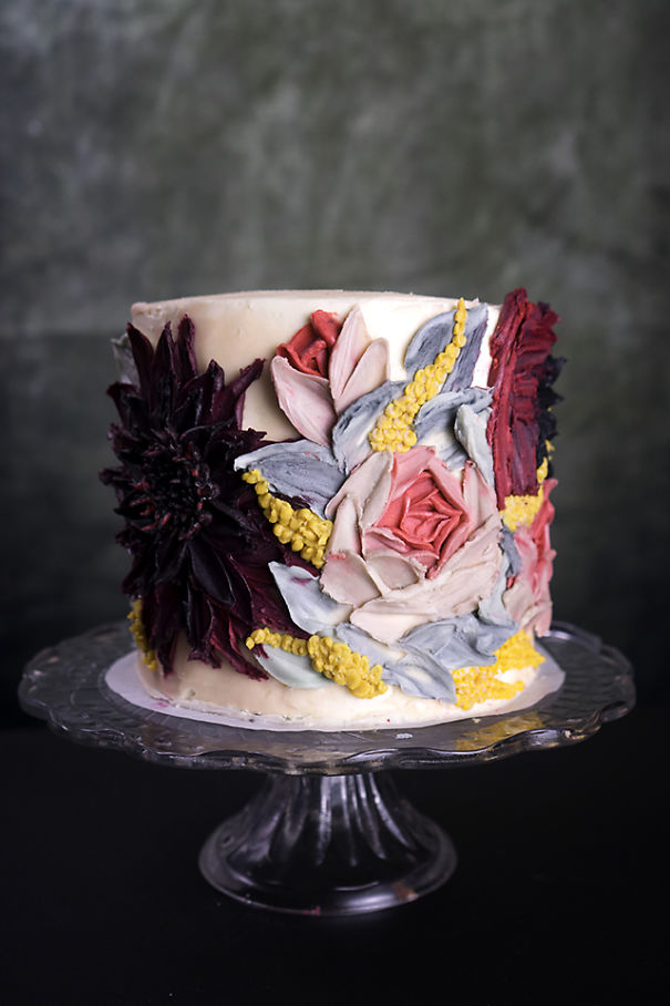 I Taught Myself To Paint Cakes With Palette Knives And Buttercream For My New Year's Resolution