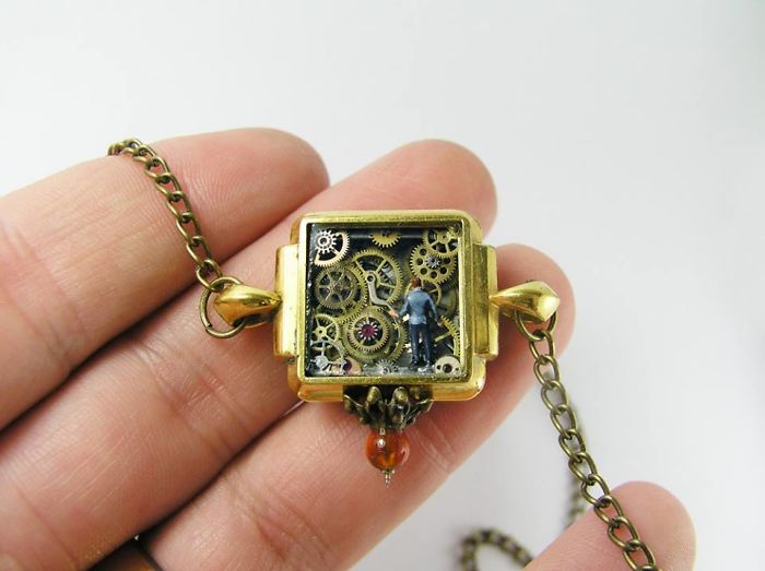 Detailed-Miniature-Worlds-Antique-Pocket-Watches-Micro-Gregory-Grozos