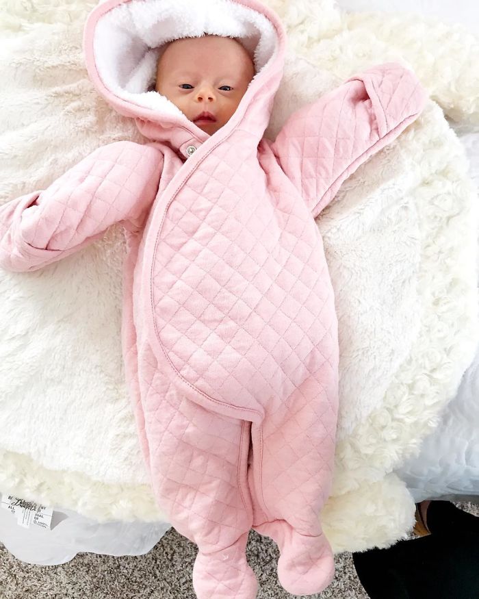 Mom Shares Honest 'Review' Of Her Baby With Down Syndrome, And 347K People Love It Mom Shares Honest 'Review' Of Her Baby With Down Syndrome, And 347K People Love It