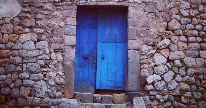 I Travel The World To Take Photos Of Doors