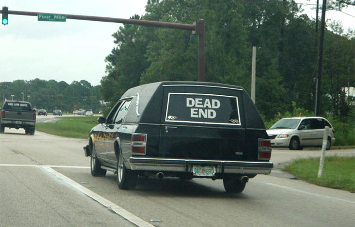 People Are Rethinking The Traditional Funeral Arrangements After Somebody Shared Their 'Fun Funeral Facts' People Are Rethinking The Traditional Funeral Arrangements After Somebody Shared Their 'Fun Funeral Facts'