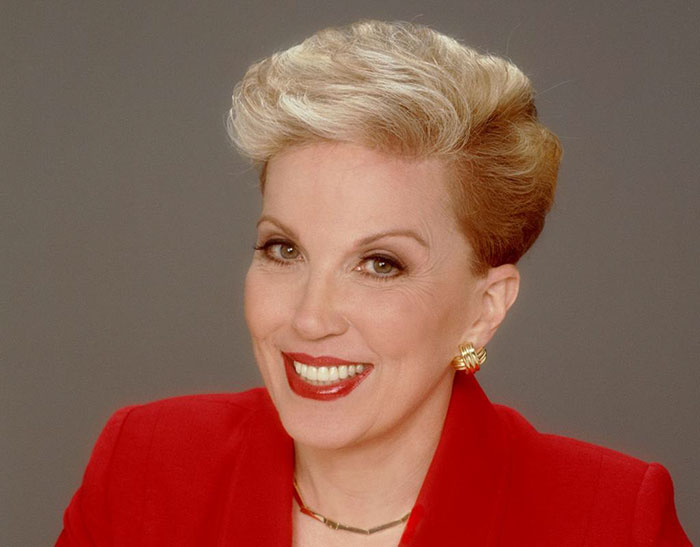 Homophobic Couple Ask “Dear Abby” For Advice On Gay Neighbors, Get A Lesson On Bigotry Instead Homophobic Couple Ask “Dear Abby” For Advice On Gay Neighbors, Get A Lesson On Bigotry Instead