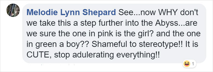 21 Reactions To 'Sexist' Photo Of Girl And Boy Wearing Nurse And Doctor Scrubs 21 Reactions To 'Sexist' Photo Of Girl And Boy Wearing Nurse And Doctor Scrubs