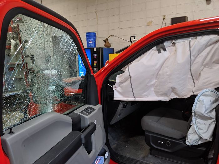 Hero Truck Driver Takes Burning Truck To A Remote Area Before It Explodes, Killing Him Hero Truck Driver Takes Burning Truck To A Remote Area Before It Explodes, Killing Him