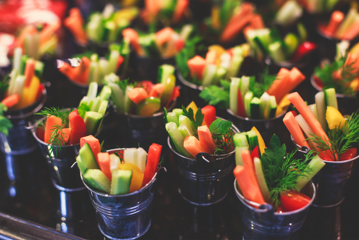 Instead Of Serving Vegan Food At Their Wedding Party, This Couple Banned Meat-Eating Friends And Family From Attending It Instead Of Serving Vegan Food At Their Wedding Party, This Couple Banned Meat-Eating Friends And Family From Attending It