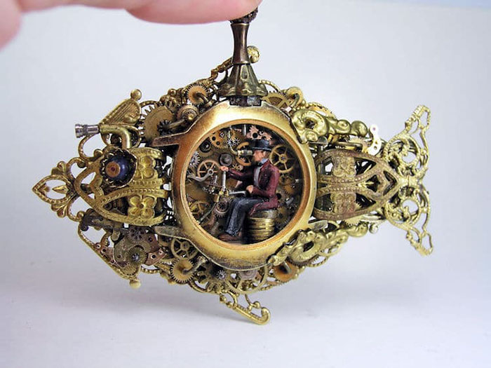 Detailed-Miniature-Worlds-Antique-Pocket-Watches-Micro-Gregory-Grozos