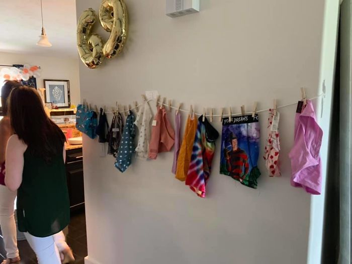 Bridesmaids Throw Their Friend 'The Office' Themed Bridal Shower (24 Pics) Bridesmaids Throw Their Friend 'The Office' Themed Bridal Shower (24 Pics)