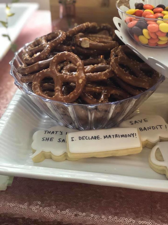 Bridesmaids Throw Their Friend 'The Office' Themed Bridal Shower (24 Pics) Bridesmaids Throw Their Friend 'The Office' Themed Bridal Shower (24 Pics)