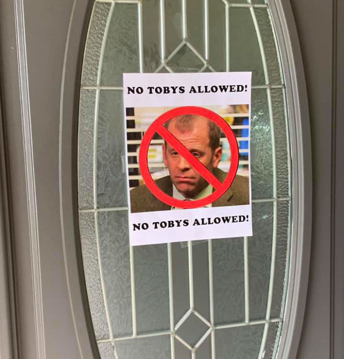 Bridesmaids Throw Their Friend 'The Office' Themed Bridal Shower (24 Pics)