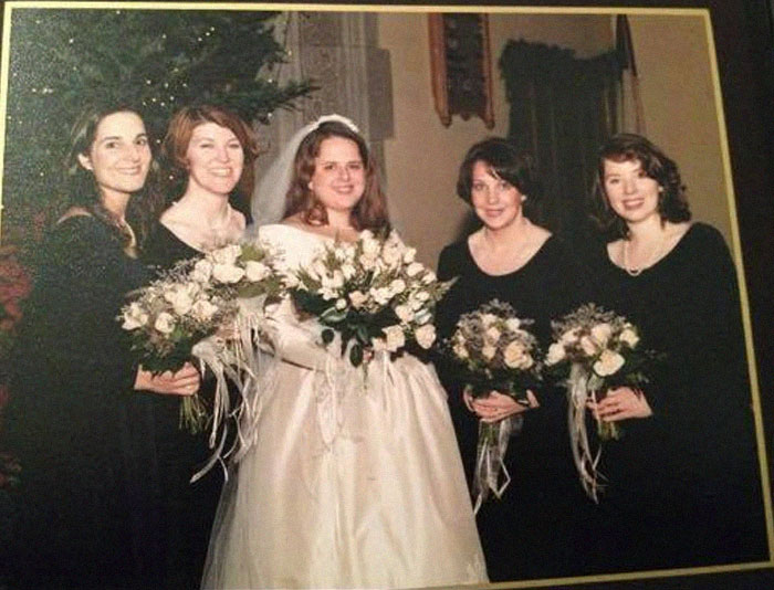 Bridesmaids Throw Their Friend 'The Office' Themed Bridal Shower (24 Pics)