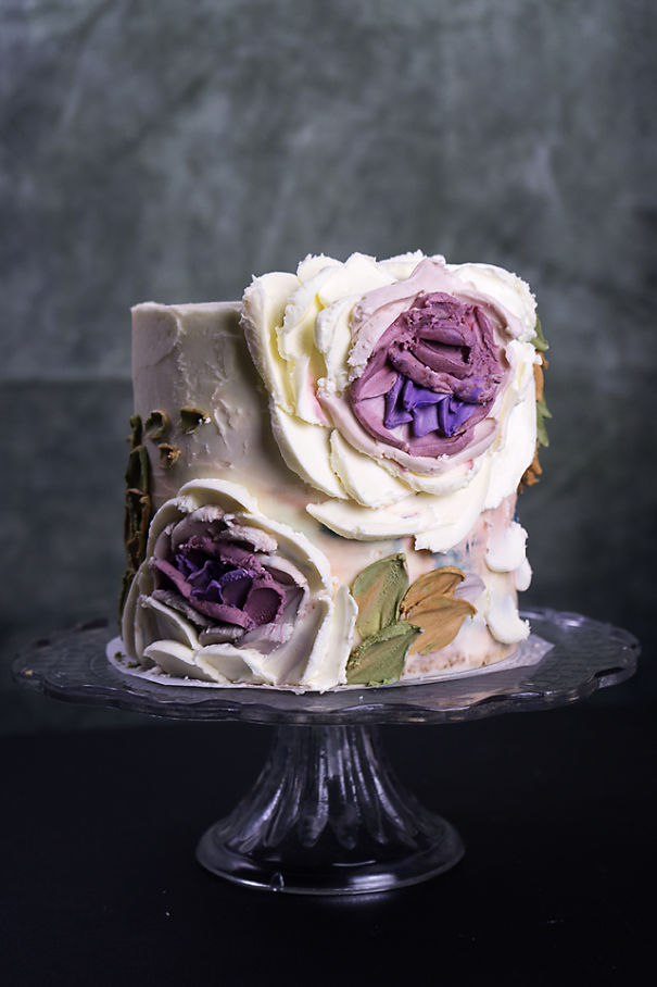 I Taught Myself To Paint Cakes With Palette Knives And Buttercream For My New Year's Resolution