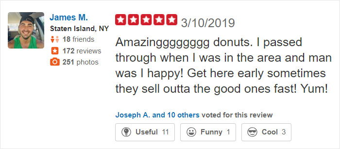 Son Shares Photo Of His Dad, Sad That No One Is Coming To His New Donut Shop, It Goes Viral And People Flood The Shop