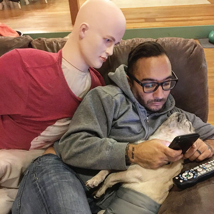 This Dog Has Separation Anxiety And Can't Sleep Without His Human, So The Owner Bought Him A Mannequin This Dog Has Separation Anxiety And Can't Sleep Without His Human, So The Owner Bought Him A Mannequin