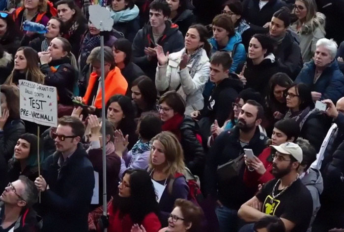 Italy Bans Unvaccinated Children From Going To Preschool And Anti-Vaxxers Are Furious Italy Bans Unvaccinated Children From Going To Preschool And Anti-Vaxxers Are Furious