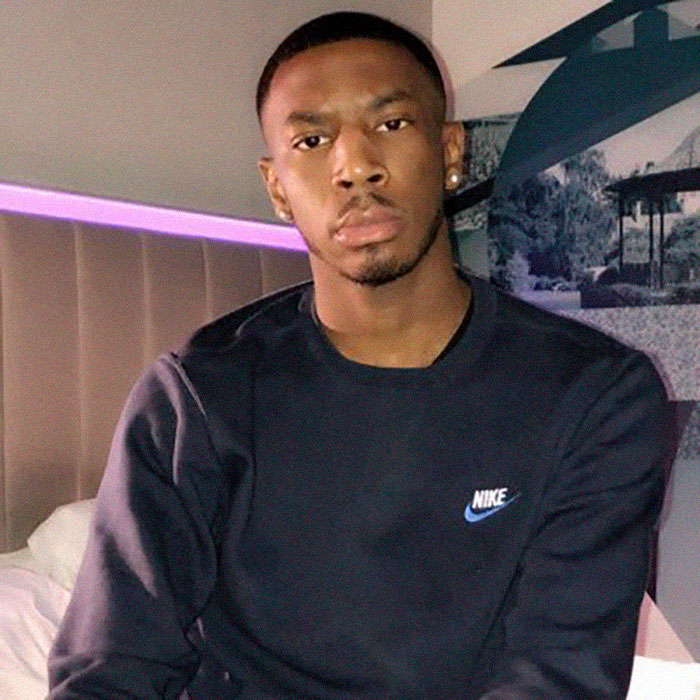 Man Says Women Should Stop Complaining About Period Pain Unless They Know What A Scraped Knee Pain Feels Like, Gets Shut Down Man Says Women Should Stop Complaining About Period Pain Unless They Know What A Scraped Knee Pain Feels Like, Gets Shut Down