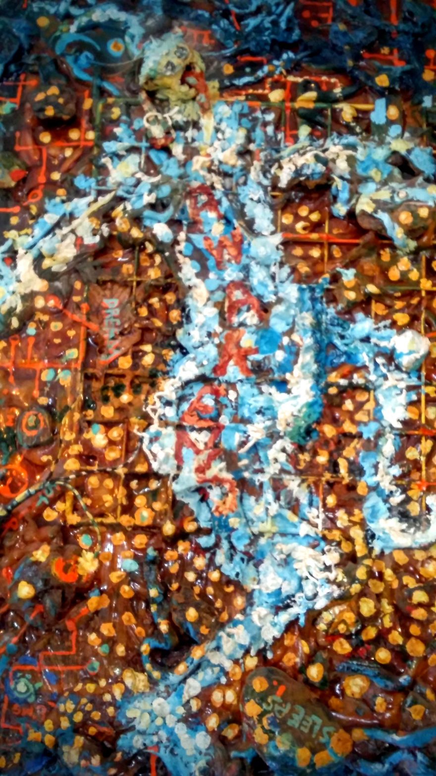 I Turn Old Computer Parts And Dried Biologicals Into Fine Art Encouraging The Symbiotic Relationship
between Technology And Nature.