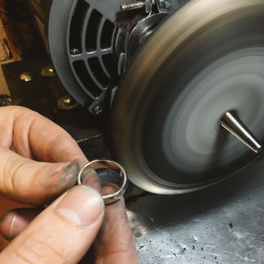 Man Brings A Completely Smashed Wedding Ring, Asks Me To Remake It As Accurately As Possible