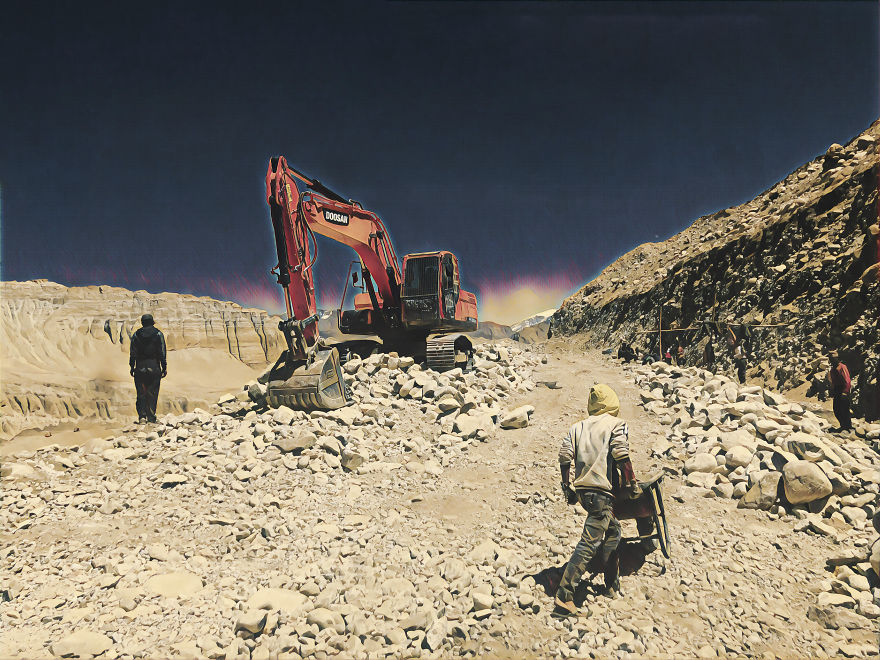 Child Labor At Lomanthang...