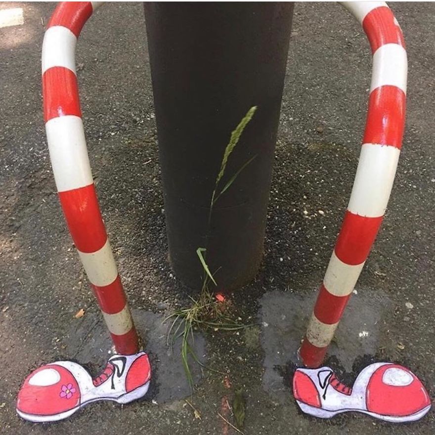 French Artist Sees Urban Spaces Like No One And Spreads Humor Through Them With His Art