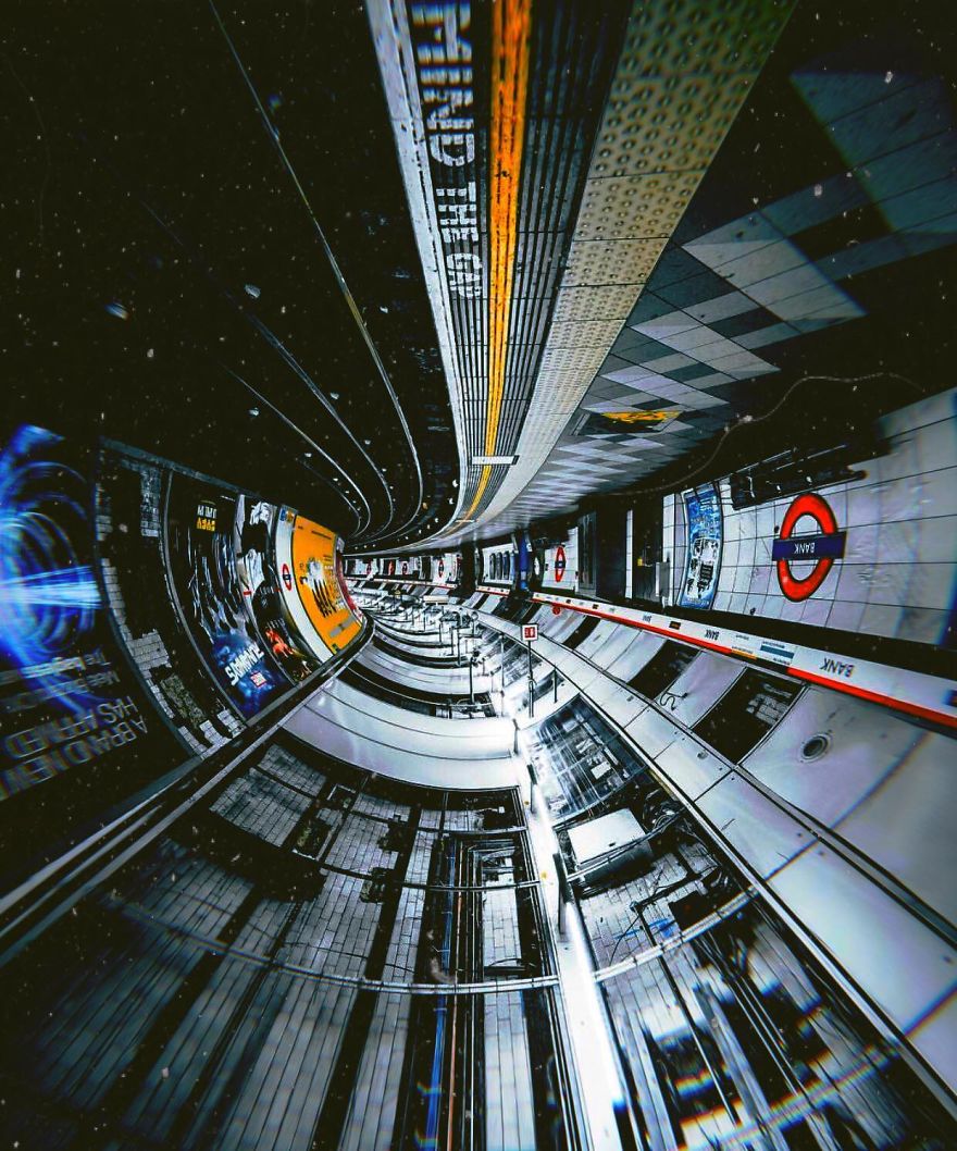 Turn Around The London Tube And You’ll Design Spaceships