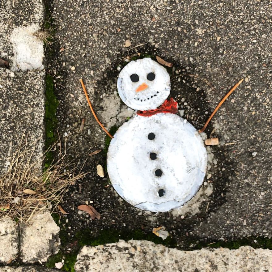 French Artist Sees Urban Spaces Like No One And Spreads Humor Through Them With His Art