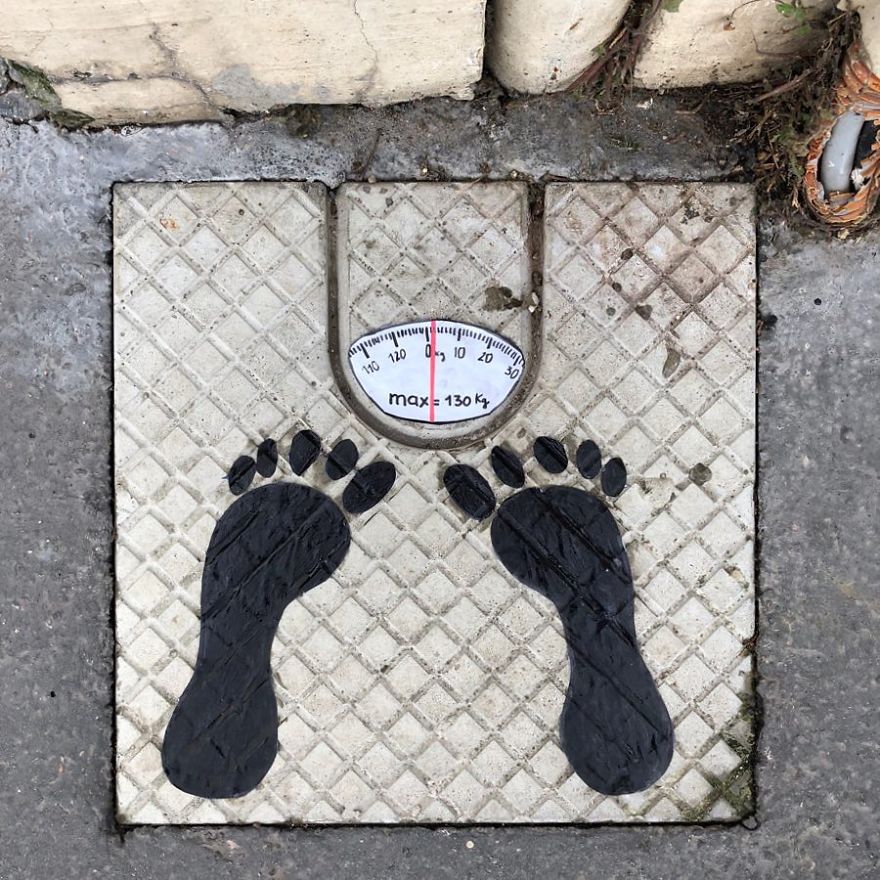 French Artist Sees Urban Spaces Like No One And Spreads Humor Through Them With His Art