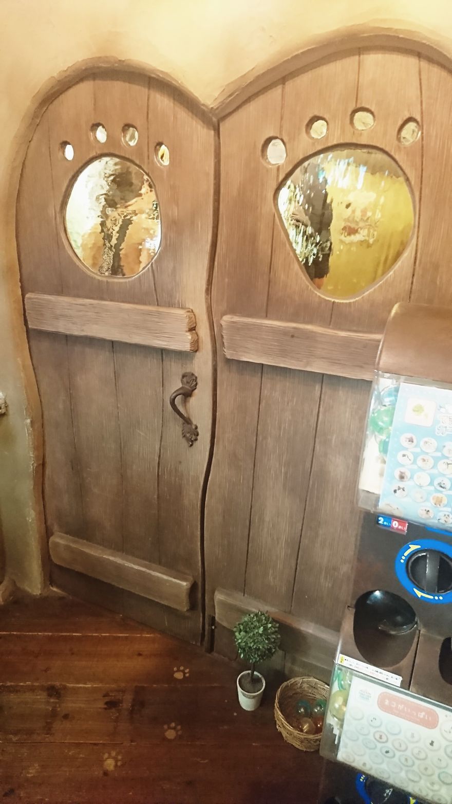 5 Crazy Cool Concept Cafes Not To Be Missed In Tokyo!! 5 Crazy Cool Concept Cafes Not To Be Missed In Tokyo!!