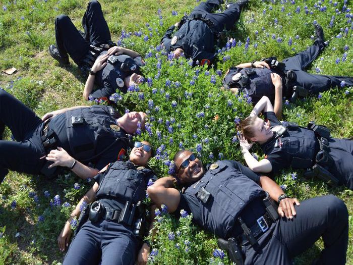 Police-Pics-Back-The-Blue-Bonnets-Texas
