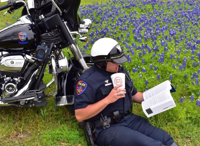 Police-Pics-Back-The-Blue-Bonnets-Texas
