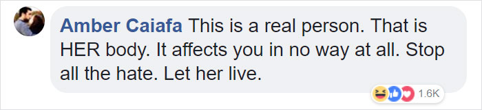 Gillette's New Ad Of A Model In A Bikini Gets Controversial Reactions Gillette's New Ad Of A Model In A Bikini Gets Controversial Reactions