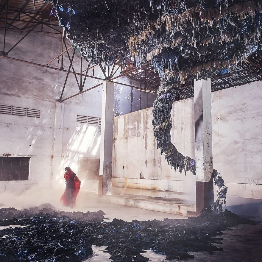 12 Art Installations That I Made To Highlight The Environmental Crisis We Are Facing